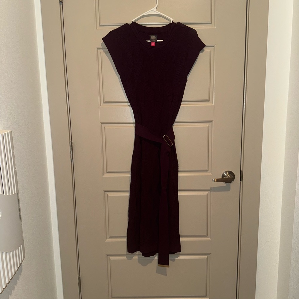 Vince Camuto Belted Midi Dress - Burgundy